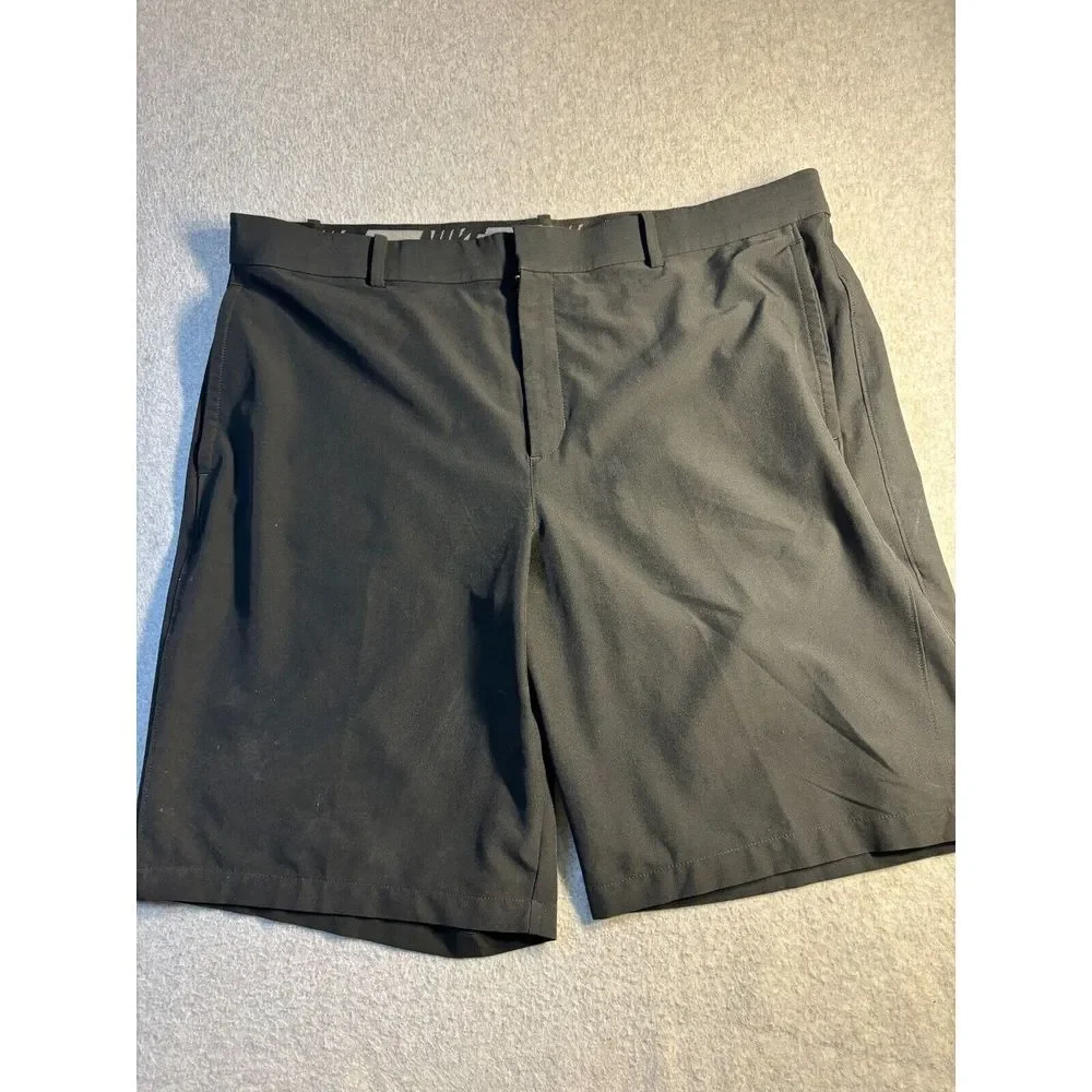 Nike Shorts Men's Size 38 Black‎ Flat Front Standard & Dri Fit Embroidered Logo
